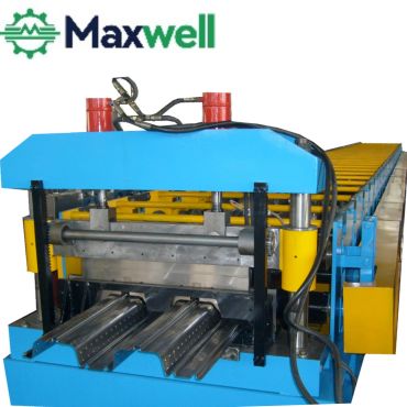 Floor decking machine