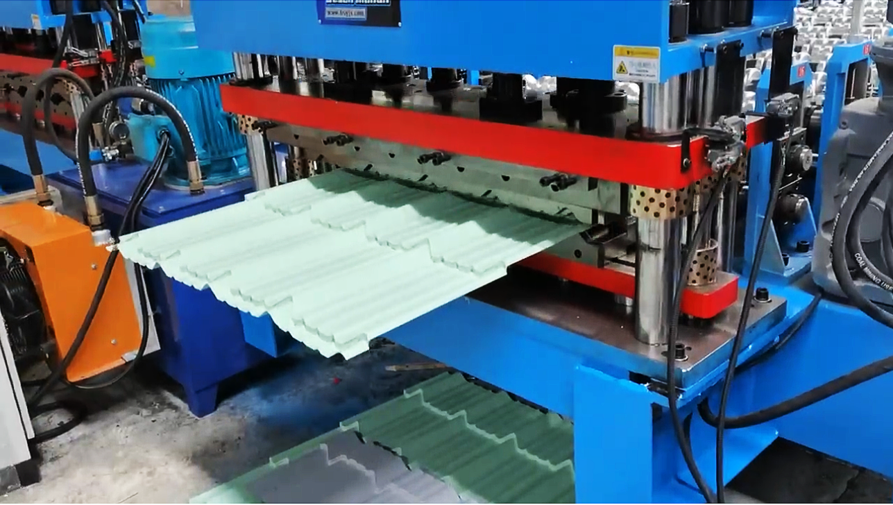 Glazed tile machine