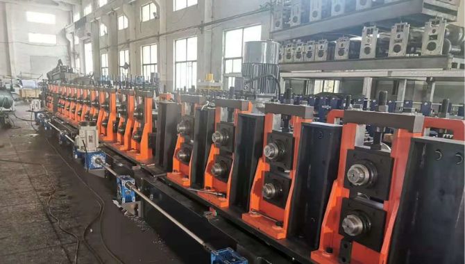 storage rack machine